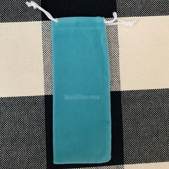 Wellderma Platinum-Coated Face Lifting Pad - Picture 8 of 9